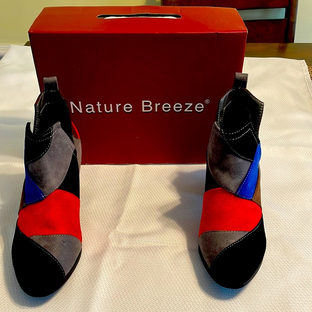 Just in time for Fall! Fun Suede boots.  Like new.
